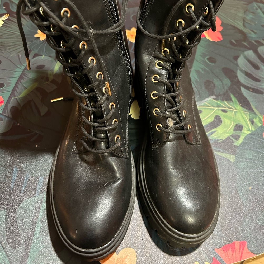 Justfab Kelly Rowland Enyo boots lace-up/zippered sz 8 sweet!